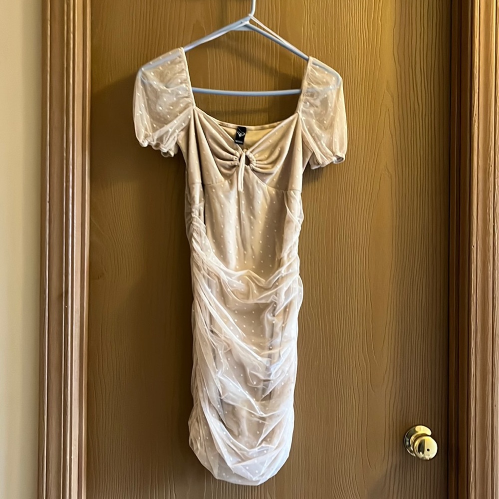 Windsor womens figure fitting summer dress